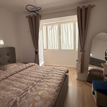 Tirana Apartment Center Jon Luaran gambar