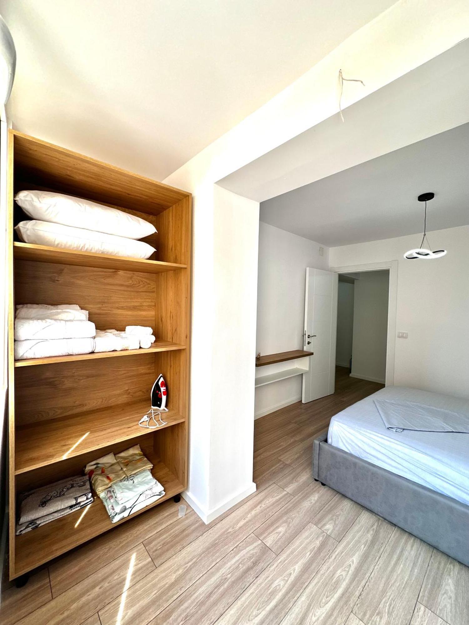 Tirana Apartment Center Jon Luaran gambar