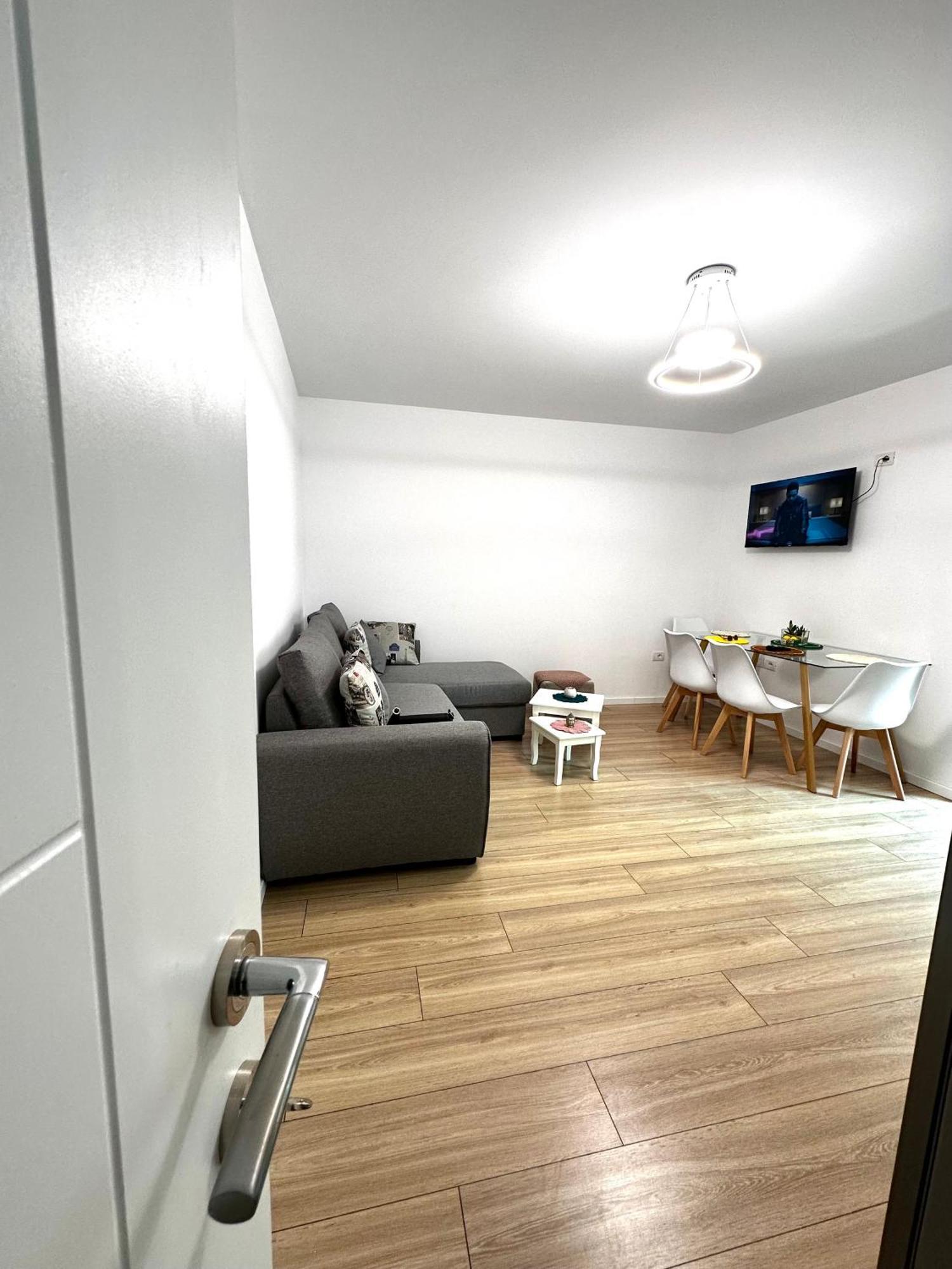 Tirana Apartment Center Jon Luaran gambar