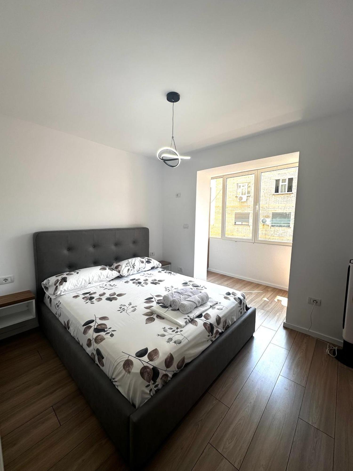 Tirana Apartment Center Jon Luaran gambar
