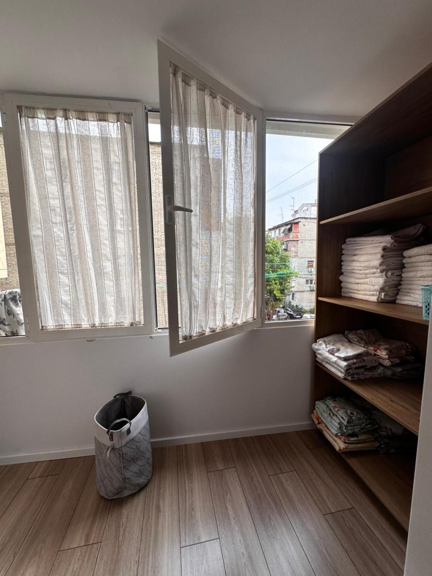 Tirana Apartment Center Jon Luaran gambar